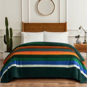 Two Pendleton blankets